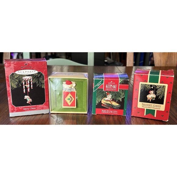 Lot Of 4 Hallmark Mice Ornaments Crayola, Squeaky Clean, Merry Chime, Matchbox - Picture 1 of 9